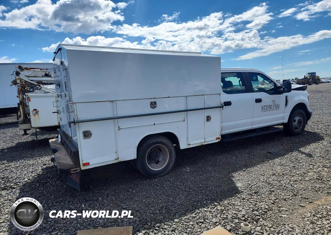 2018 Ford F350 Super Duty VIN:1FD8W3G65JEC80544 - 3