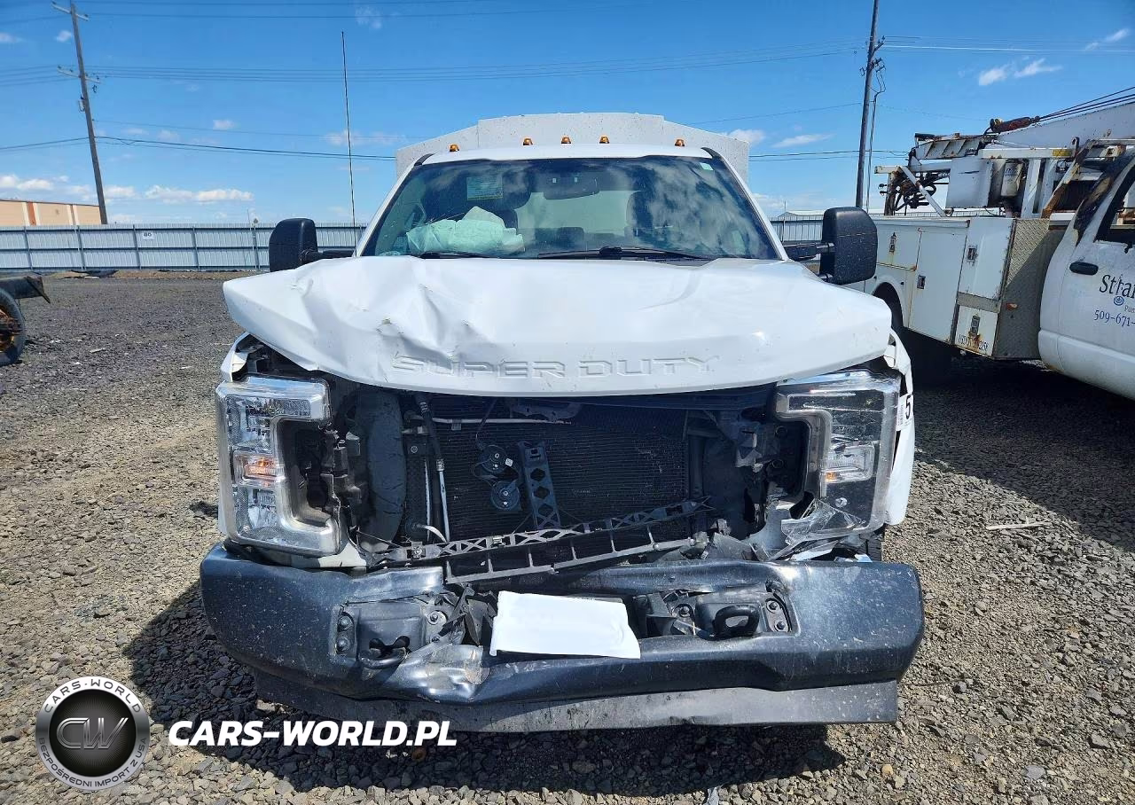 2018 Ford F350 Super Duty VIN:1FD8W3G65JEC80544 - 5