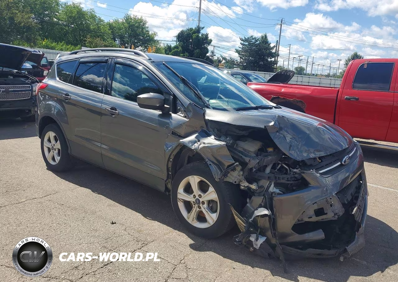 2015 Ford Escape Se VIN:1FMCU9GX8FUB82049 - 4