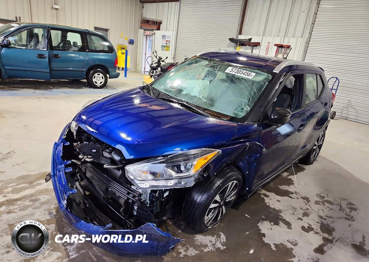2019 Nissan Kicks Sr