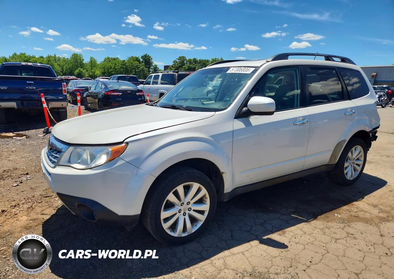 2011 Subaru Forester Limited – zdjęcie 1 z 13
