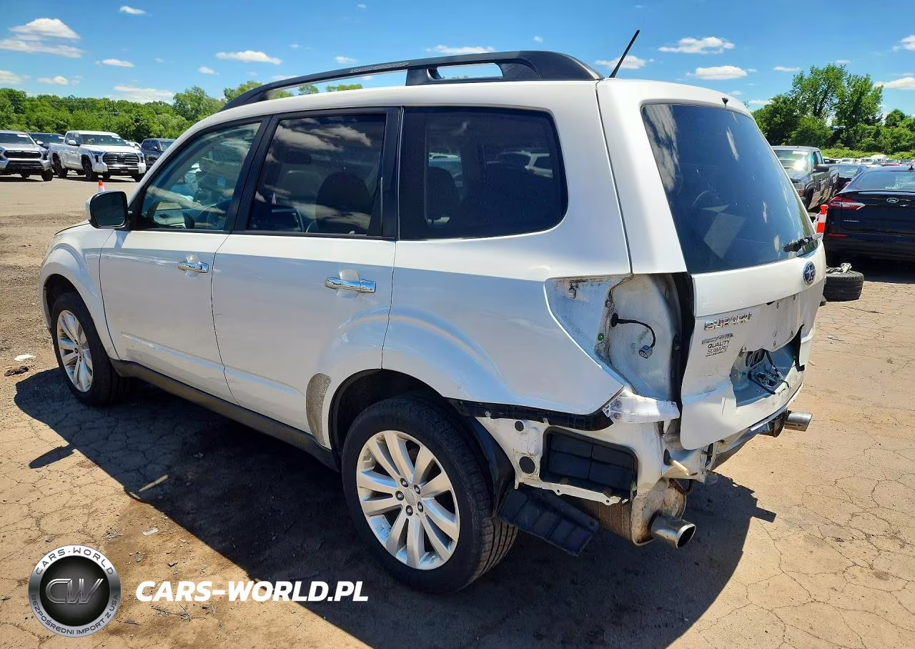 2011 Subaru Forester Limited VIN:JF2SHAFC8BH723061 - 2