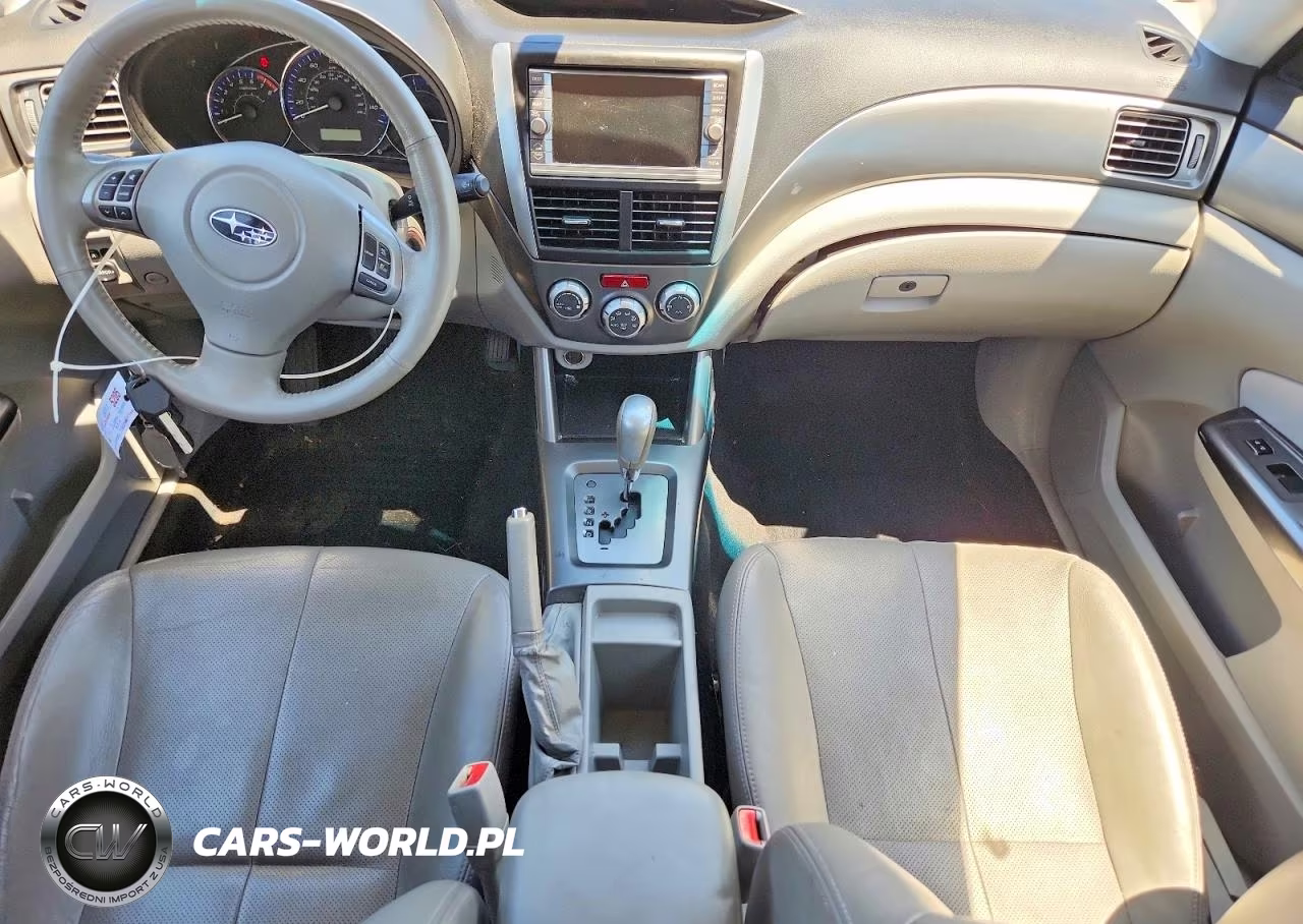 2011 Subaru Forester Limited VIN:JF2SHAFC8BH723061 - 8