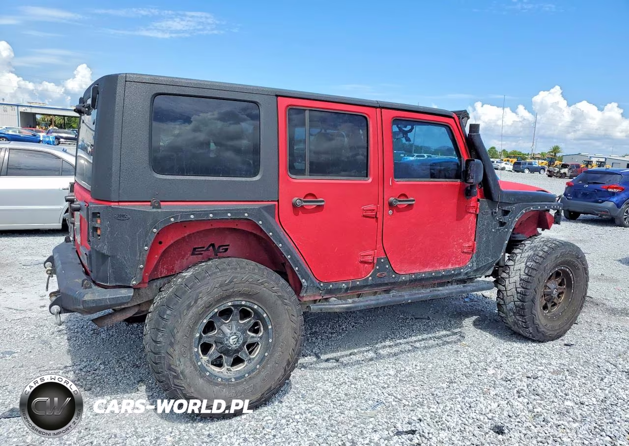 2008 Jeep Wrangler Unlimited X VIN:1J4GA39148L643030 - 3
