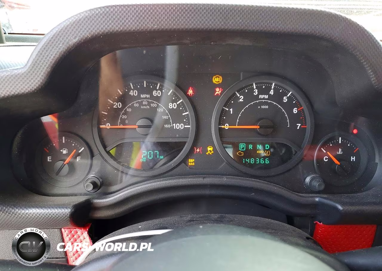 2008 Jeep Wrangler Unlimited X VIN:1J4GA39148L643030 - 9