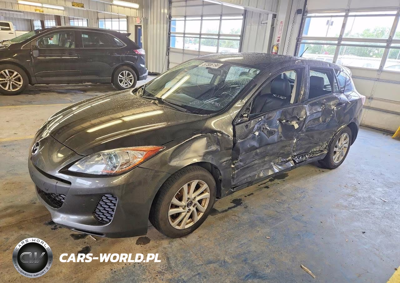 2013 Mazda 3 I