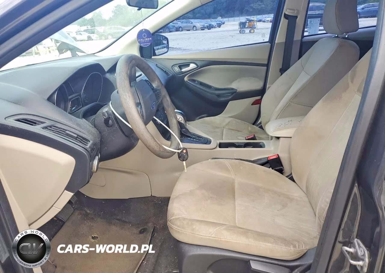 2016 Ford Focus Se VIN:1FADP3F26GL242684 - 7