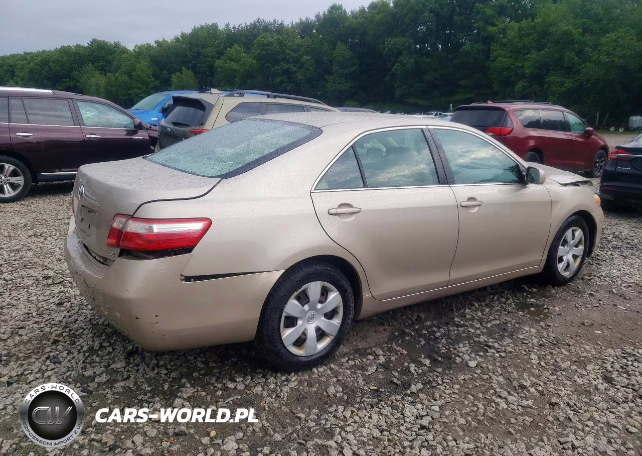 2007 Toyota Camry Le VIN:4T1BE46K37U715976 - 3