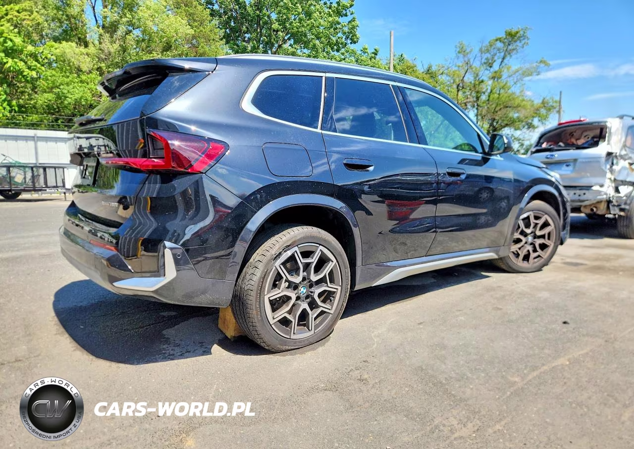 2026 BMW X1 xDrive28I VIN:WBX73EF09T5433577 - 3