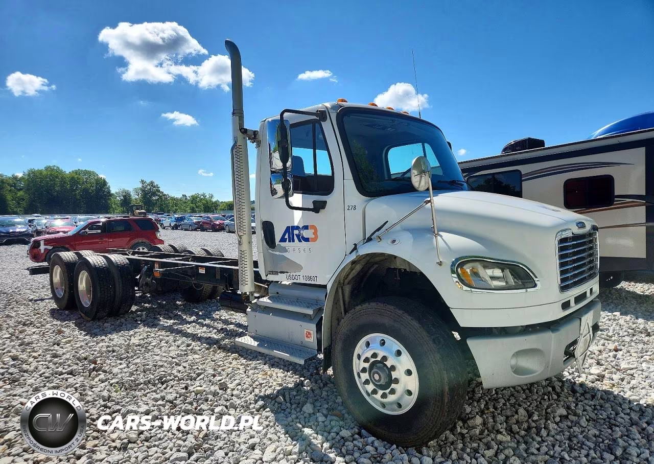 2012 Freightliner M2 106 Med – zdjęcie 1 z 10