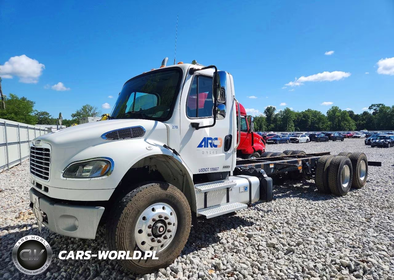 2012 Freightliner M2 106 Med VIN:1FVHCYBS4CDBM3027 - 2