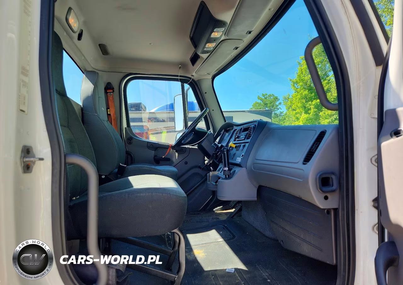 2012 Freightliner M2 106 Med VIN:1FVHCYBS4CDBM3027 - 5