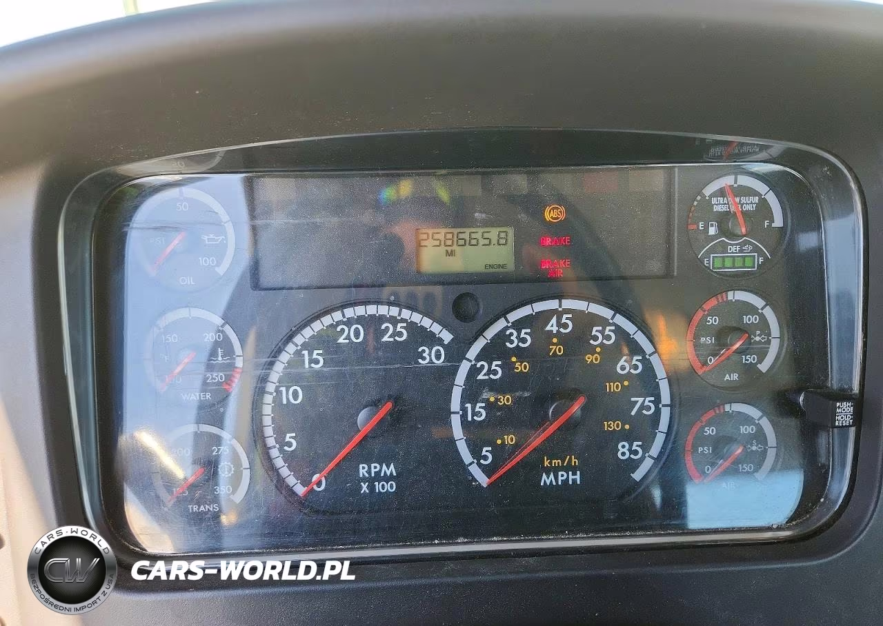 2012 Freightliner M2 106 Med VIN:1FVHCYBS4CDBM3027 - 8