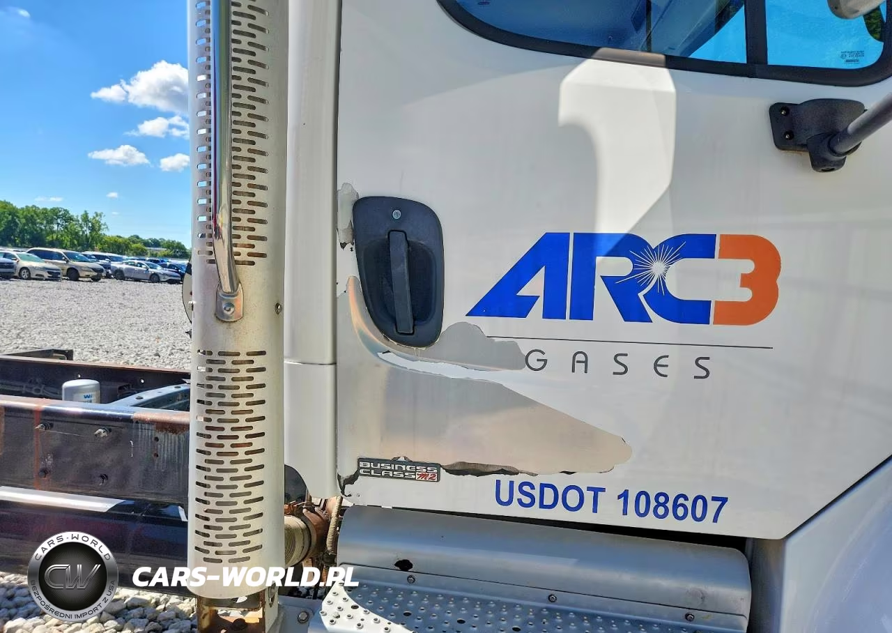 2012 Freightliner M2 106 Med VIN:1FVHCYBS4CDBM3027 - 9