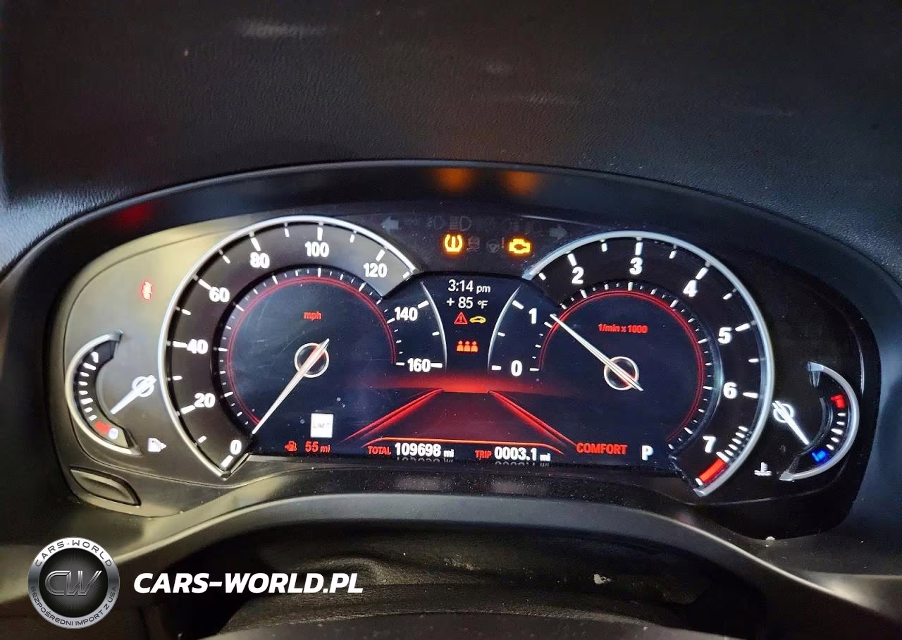 2018 BMW X3 xDrive30I VIN:5UXTR9C56JLC82810 - 9