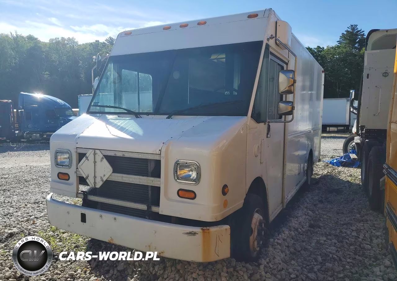 2006 Freightliner Mt45 Delivery Truck