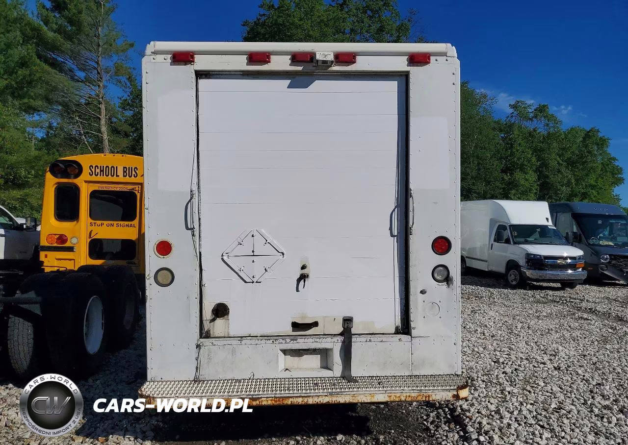 2006 Freightliner Mt45 Delivery Truck VIN:4UZAANBW66CW06597 - 6