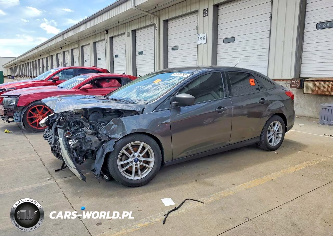 2017 Ford Focus S – zdjęcie 1 z 12