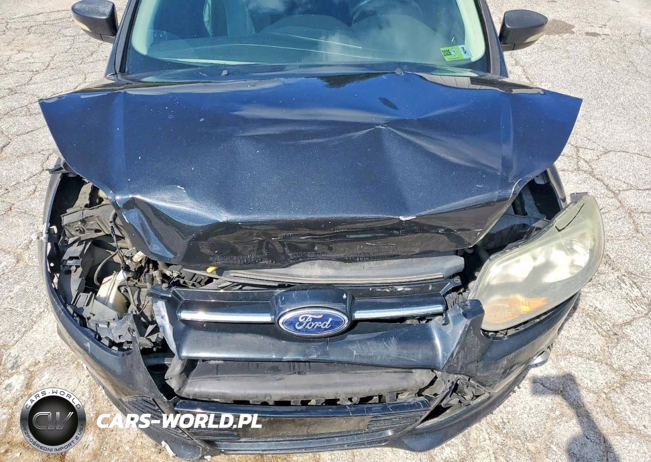 2012 Ford Focus Titanium VIN:1FAHP3N25CL352204 - 11