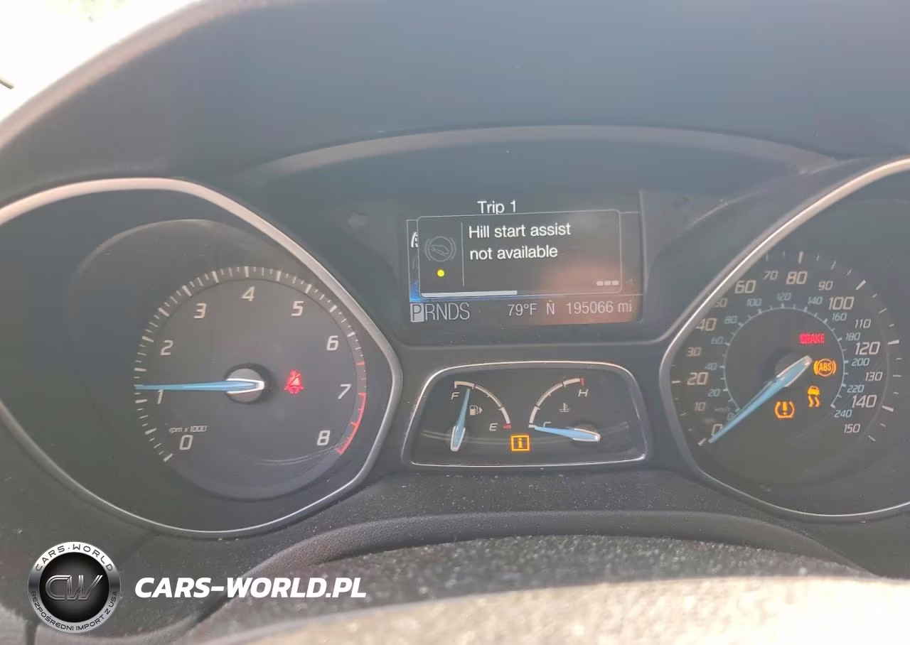 2012 Ford Focus Titanium VIN:1FAHP3N25CL352204 - 9
