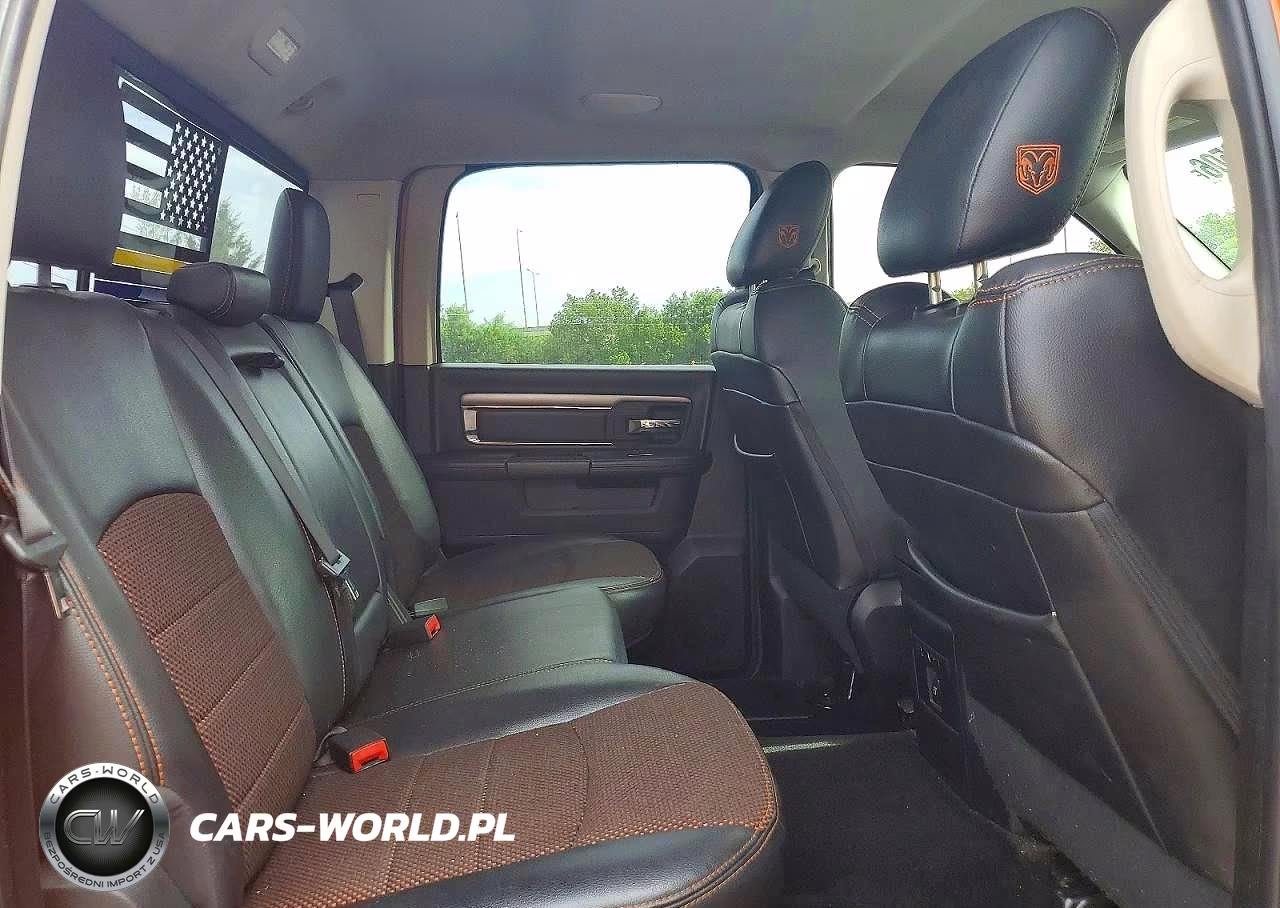 2017 Ram 1500 Sport VIN:1C6RR7MT7HS570823 - 10