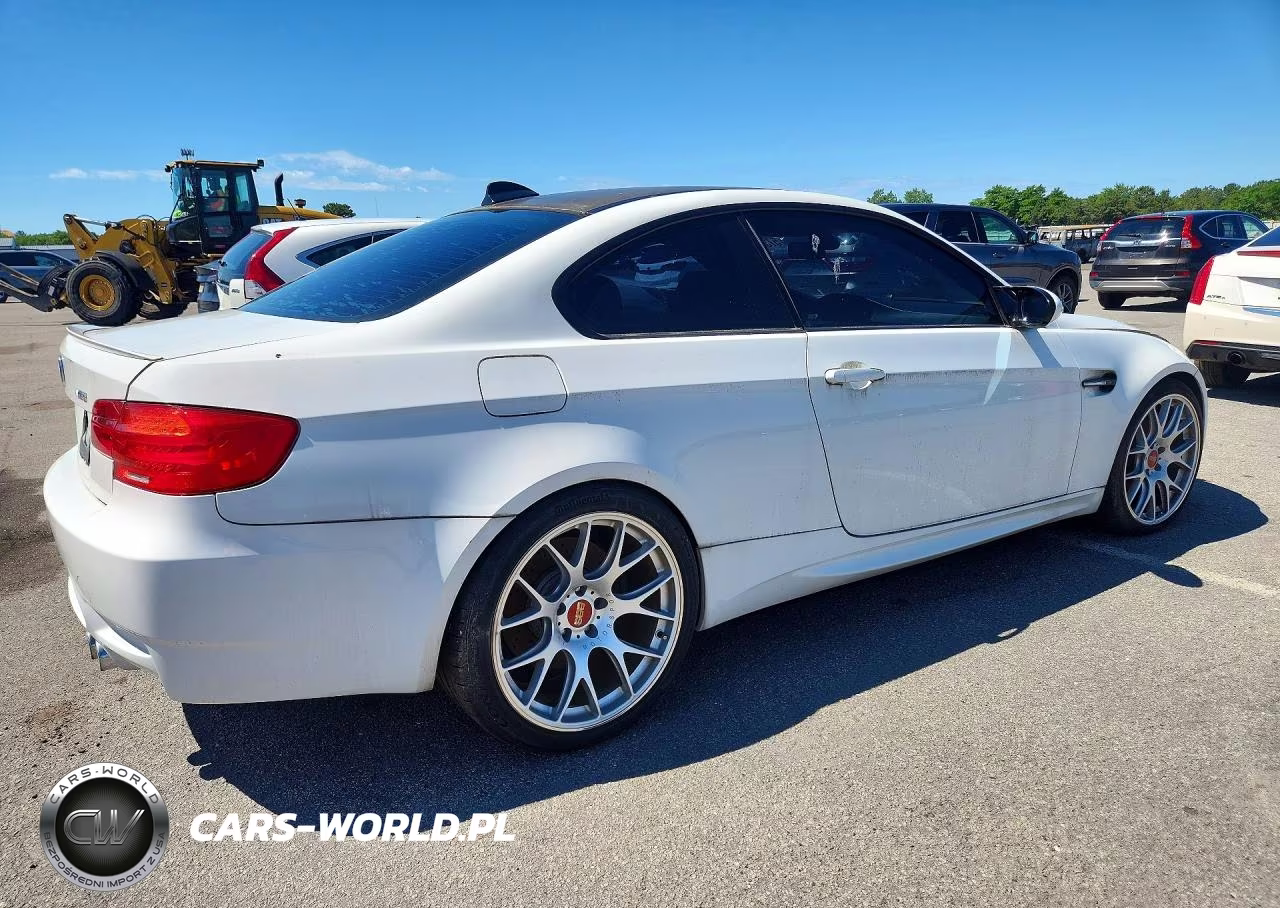 2008 BMW M3 VIN:WBSWD93538PY42322 - 3