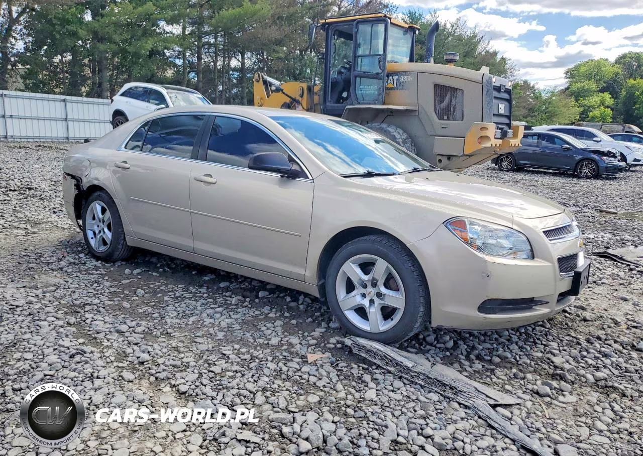 2012 Chevrolet Malibu Ls VIN:1G1ZB5E09CF284083 - 4