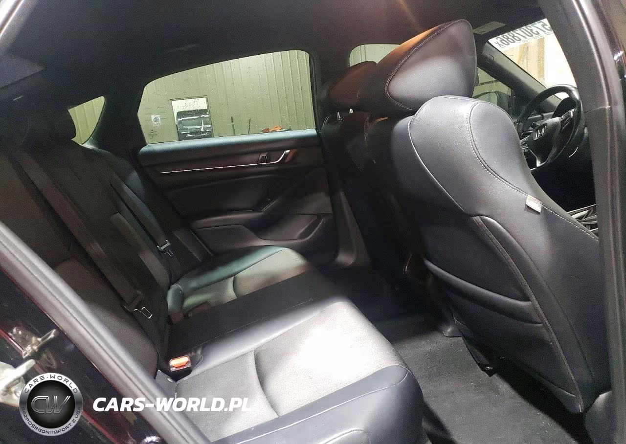 2018 Honda Accord Sport VIN:1HGCV1F35JA126194 - 10