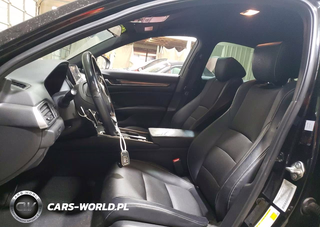 2018 Honda Accord Sport VIN:1HGCV1F35JA126194 - 7