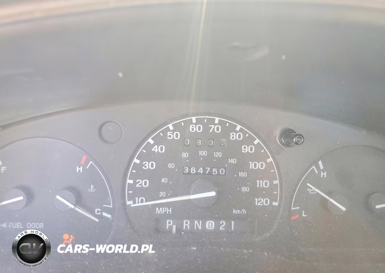 1999 Mazda B2500 VIN:4F4YR12C2XTM32868 - 9