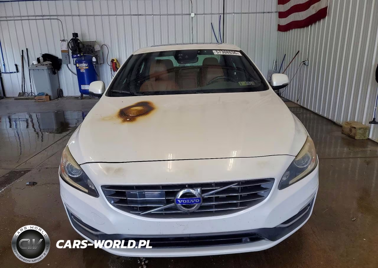 2015 Volvo S60 Platinum VIN:YV149MFM2F2335180 - 5