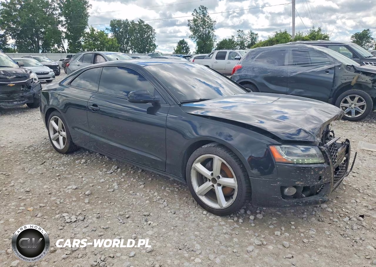 2010 Audi A5 Premium Plus VIN:WAULFAFR7AA026952 - 4
