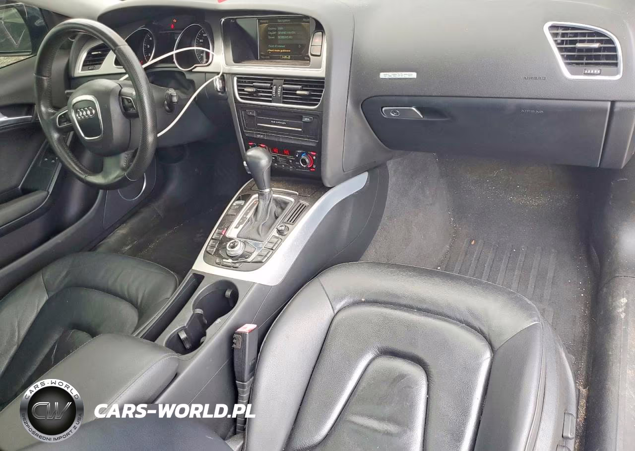 2010 Audi A5 Premium Plus VIN:WAULFAFR7AA026952 - 8