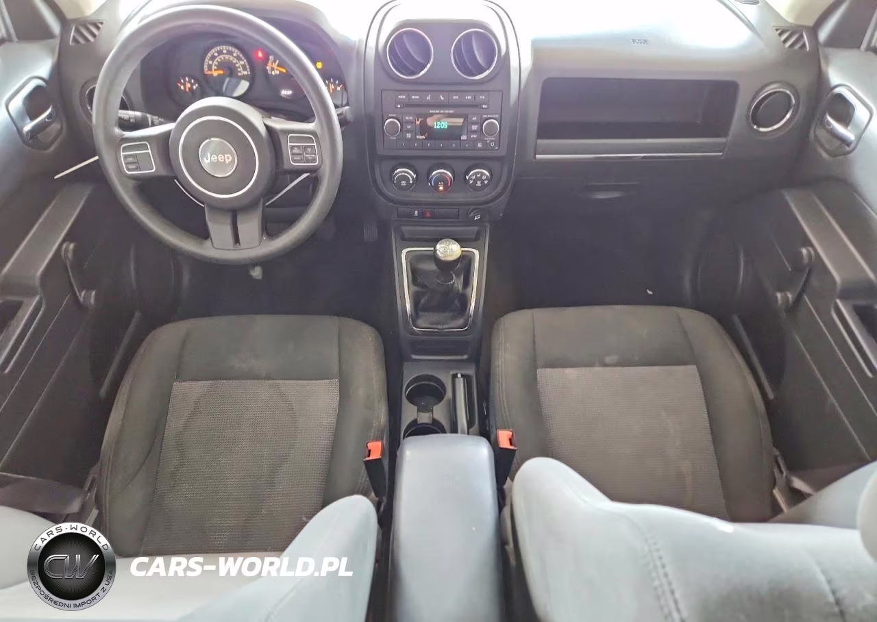 2016 Jeep Patriot Sport VIN:1C4NJPBA6GD718026 - 8
