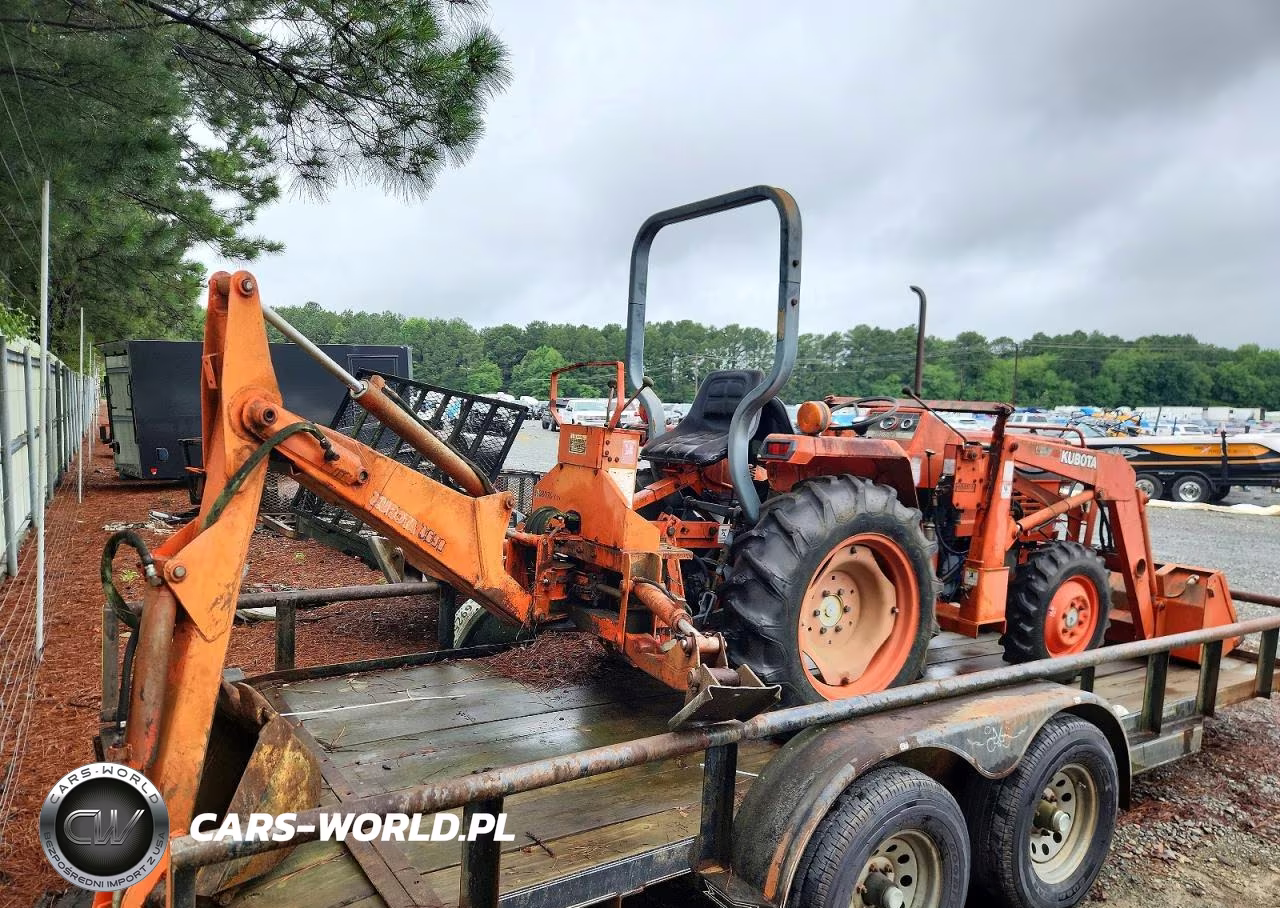 1996 Kubota Tractor VIN:L2350D61300 - 4