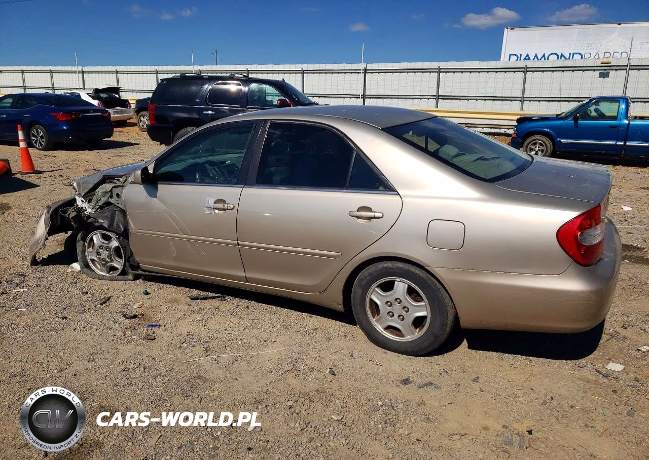 2002 Toyota Camry Le V6 VIN:4T1BF32KX2U537649 - 2