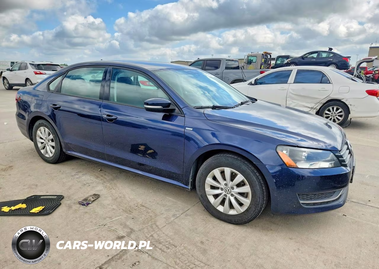 2015 Volkswagen Passat S VIN:1VWAT7A3XFC019690 - 4