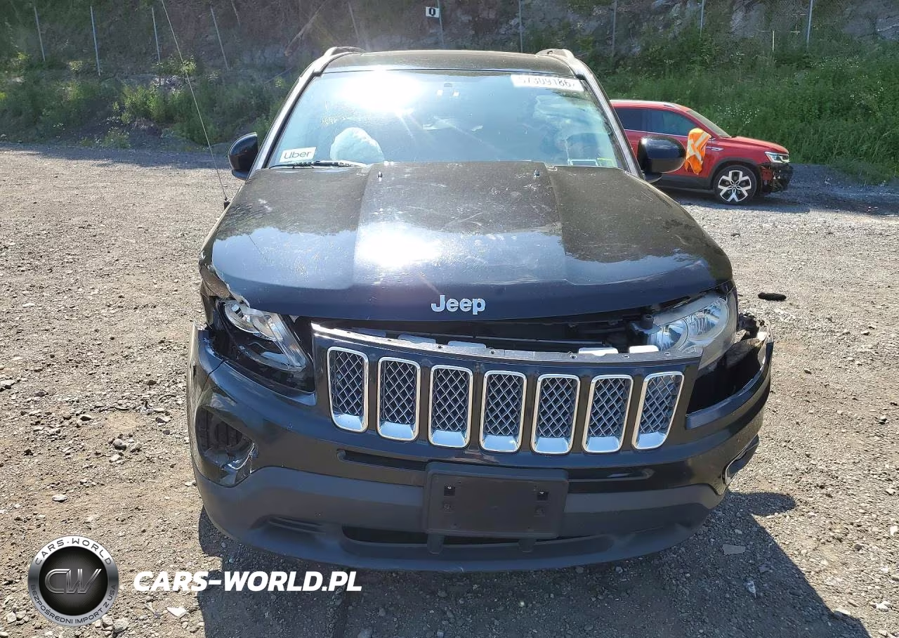 2016 Jeep Compass Latitude VIN:1C4NJDEB2GD572663 - 5