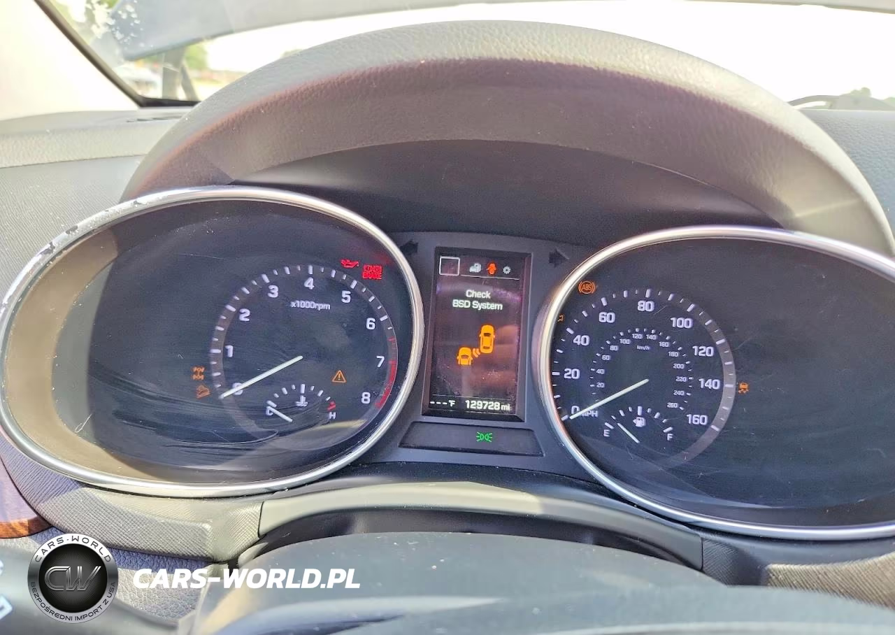 2017 Hyundai Santa Fe Limited VIN:KM8SNDHF9HU239105 - 9