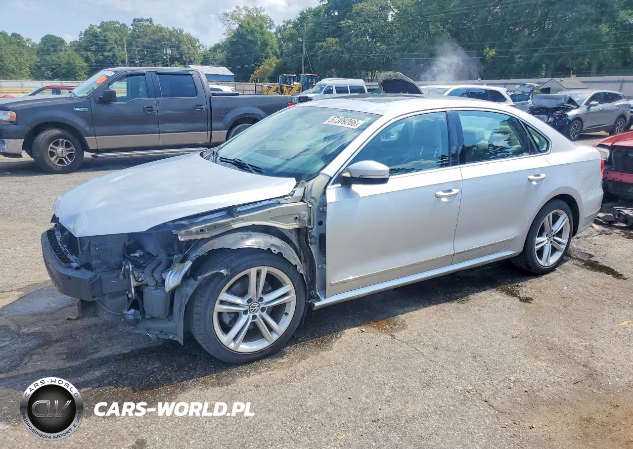 2015 Volkswagen Passat Sel VIN:1VWCV7A3XFC019725 - 1