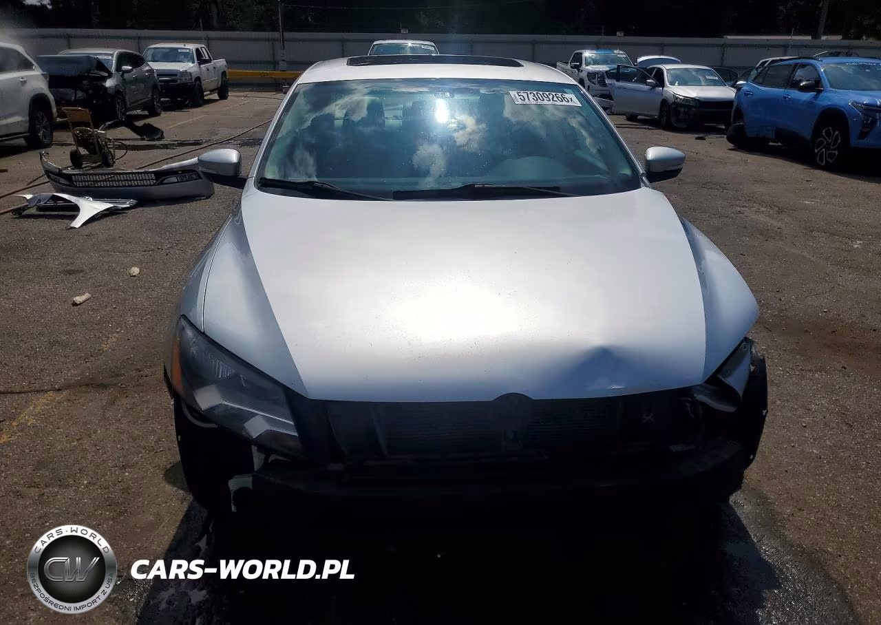 2015 Volkswagen Passat Sel VIN:1VWCV7A3XFC019725 - 5