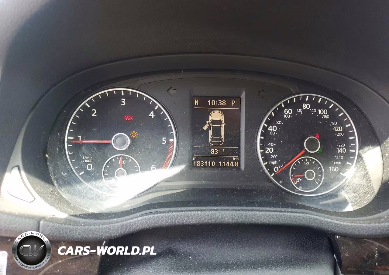 2015 Volkswagen Passat Sel VIN:1VWCV7A3XFC019725 - 9