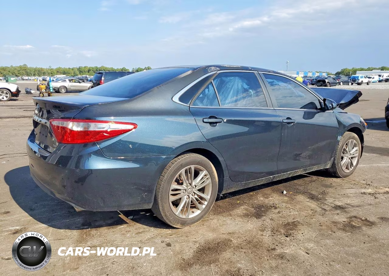 2017 Toyota Camry Se VIN:4T1BF1FK0HU338245 - 3