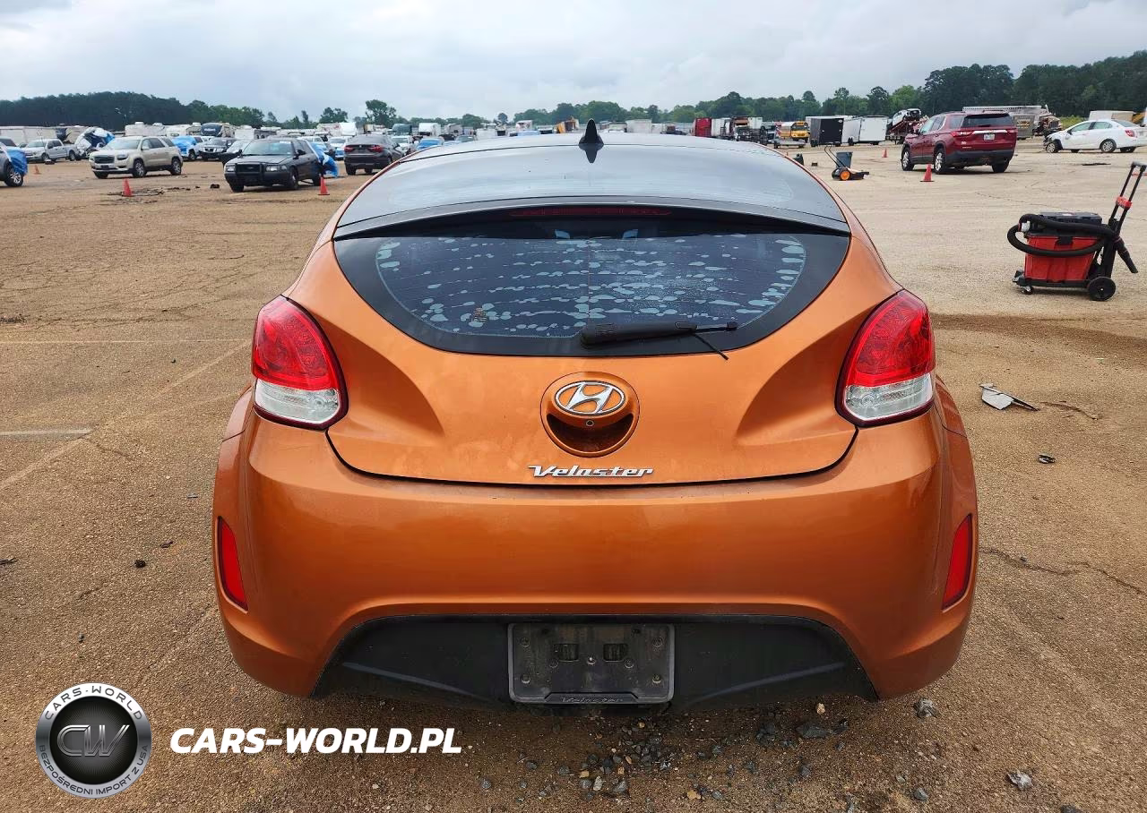 2015 Hyundai Veloster Base VIN:KMHTC6AD6FU244046 - 6