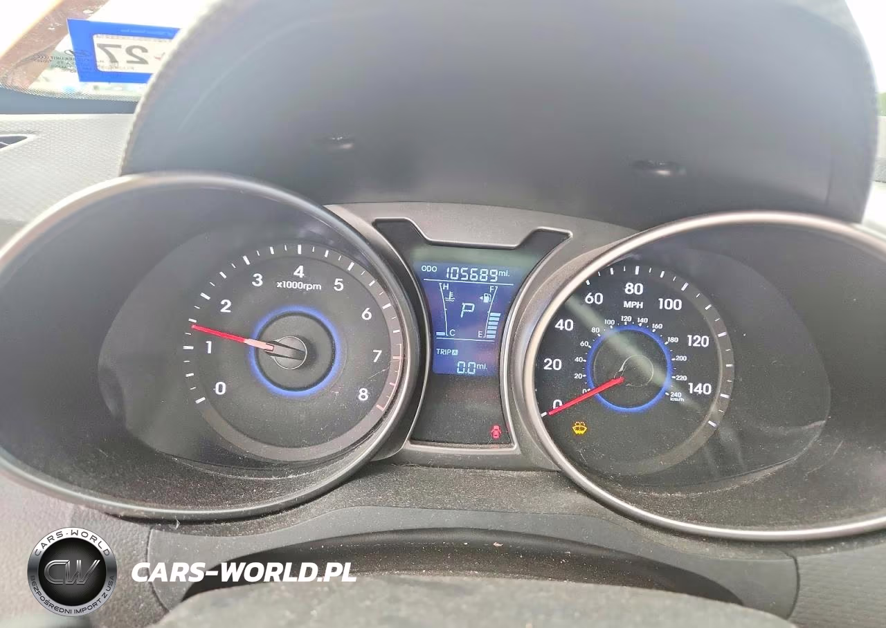 2015 Hyundai Veloster Base VIN:KMHTC6AD6FU244046 - 9