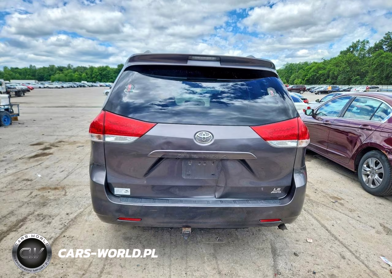 2012 Toyota Sienna Le VIN:5TDJK3DC9CS047355 - 6