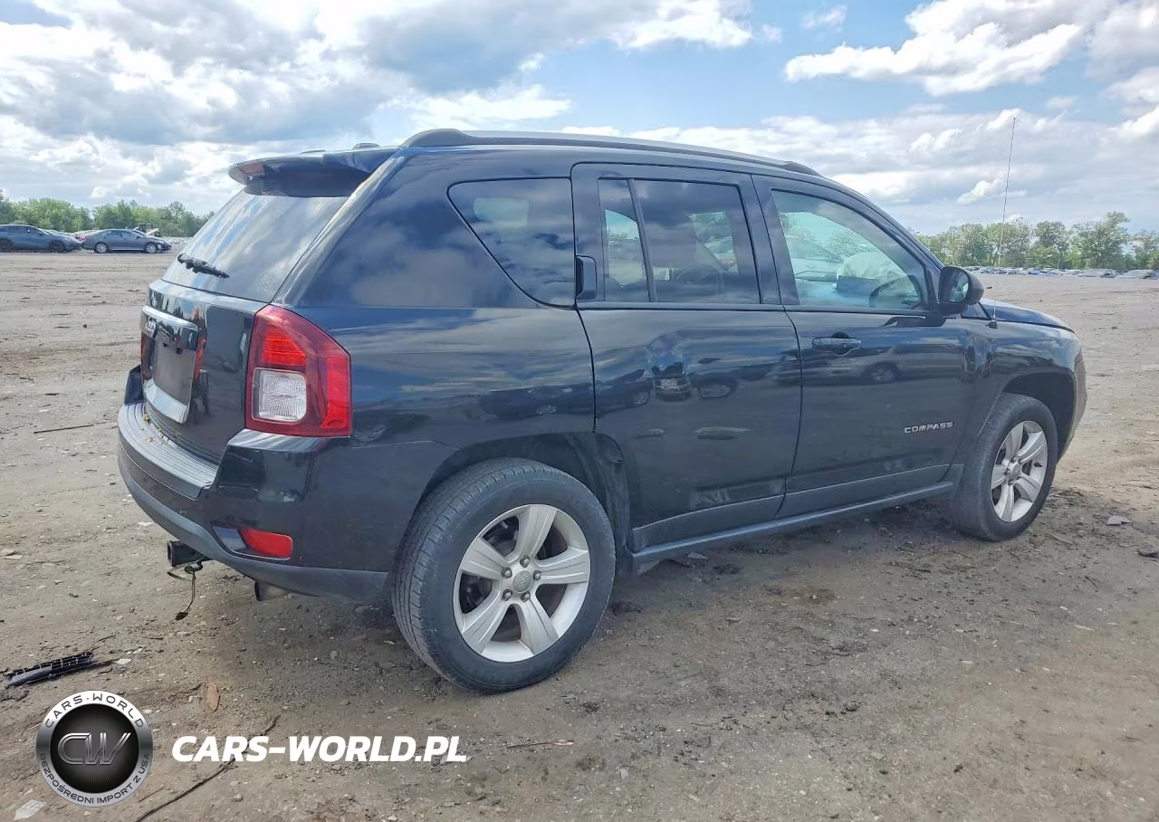 2016 Jeep Compass Sport VIN:1C4NJDBB4GD618028 - 3