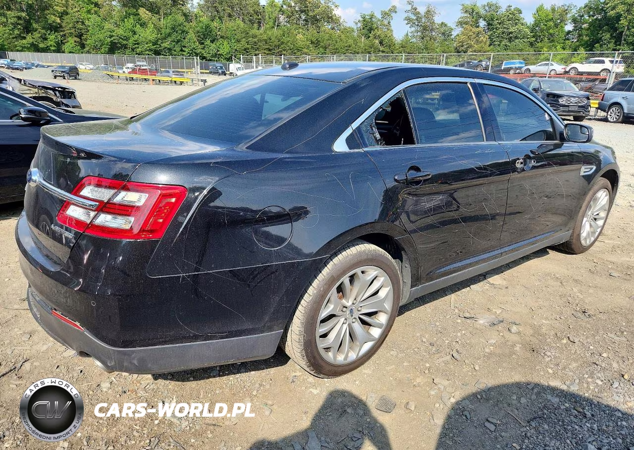 2015 Ford Taurus Limited VIN:1FAHP2F82FG114515 - 3