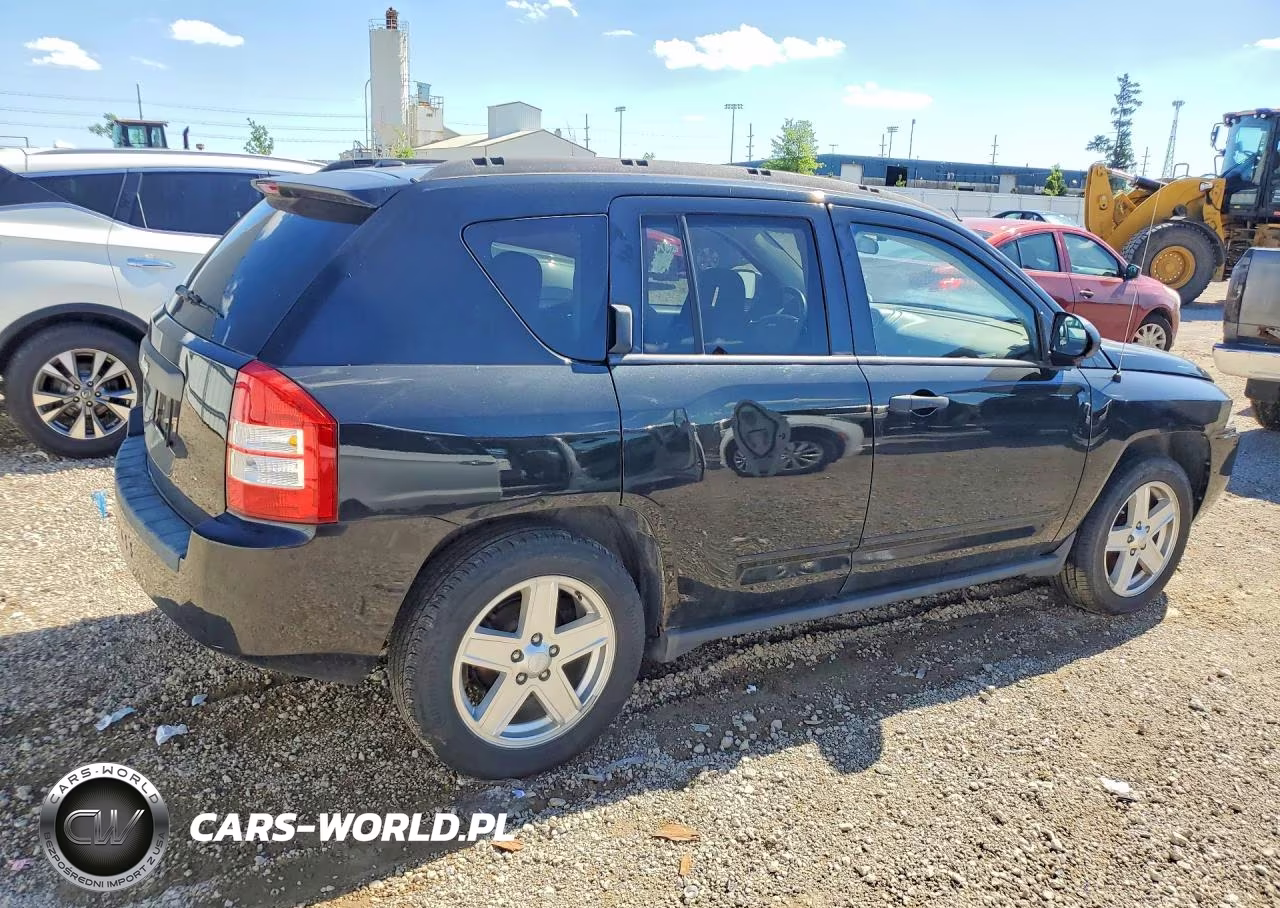 2009 Jeep Compass Sport VIN:1J4FF47B29D107364 - 3
