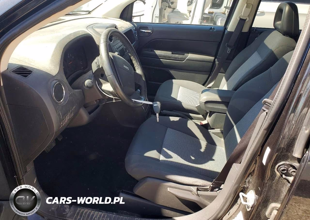 2009 Jeep Compass Sport VIN:1J4FF47B29D107364 - 7